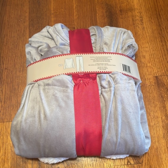 🌸NWT ELLEN DEGENERES 2 pc Womens Velour Pajama Set -size Small 4/6 - Picture 4 of 10